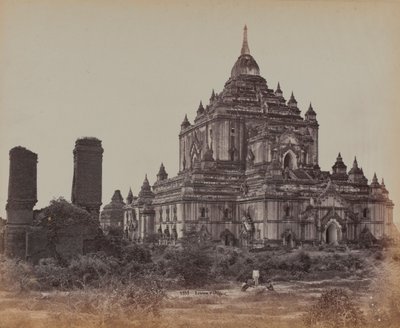 Oude bakstenen pagode door British Photographer